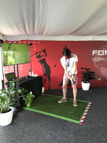 ExtremeVR - Golf Sports Simulator Hire 3
